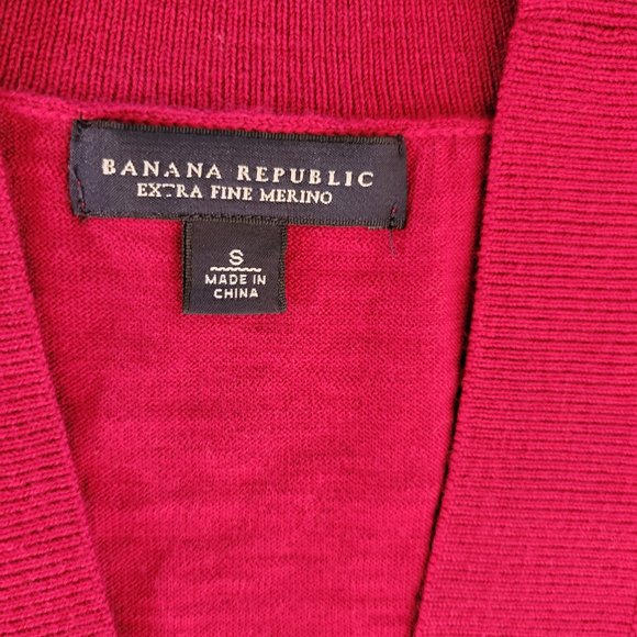 Banana Republic, Red Fine Merino Cardigan, Size S, NWOT - Picture 5 of 11